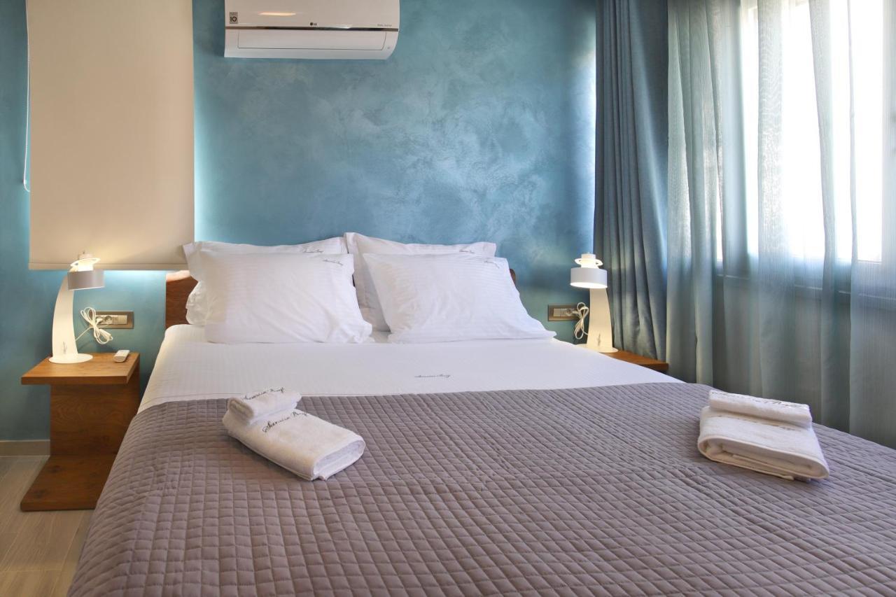 Sunrise Bay Apts Agia Efimia Buitenkant foto