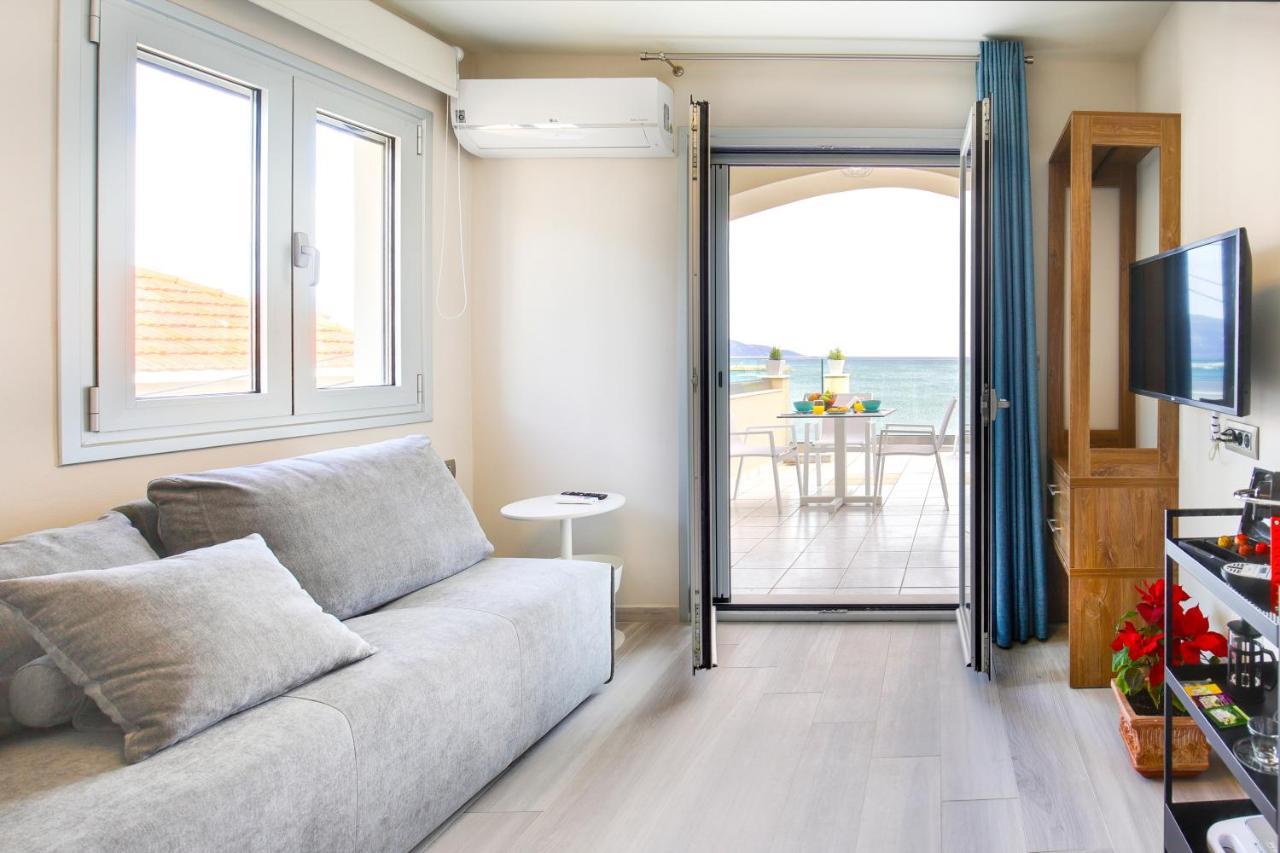 Sunrise Bay Apts Agia Efimia Buitenkant foto