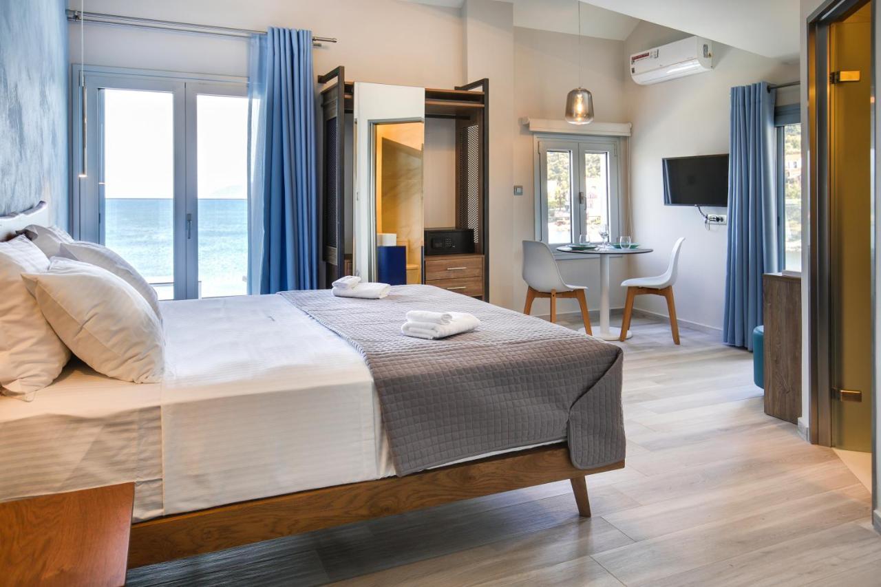 Sunrise Bay Apts Agia Efimia Buitenkant foto