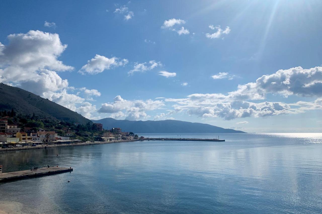 Sunrise Bay Apts Agia Efimia Buitenkant foto